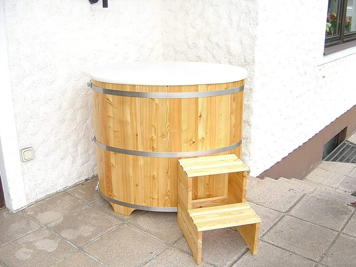 Sauna Tauchbecken Tauchbottich aus hochwertigem Lärchenholz inkl. Kunststoffeinsatz und Treppe (740)