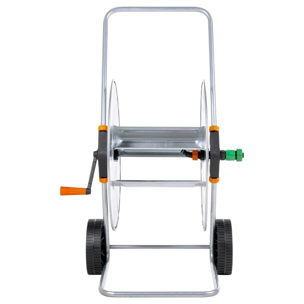 Verzinkter Stahl Schlauchwagen für 110 m 1/2" oder 80 m 3/4" Schlauch, mit langem Griff und Rädern für einfache Bewegung, abgewinkelter Anschluss verhindert Verdrehen