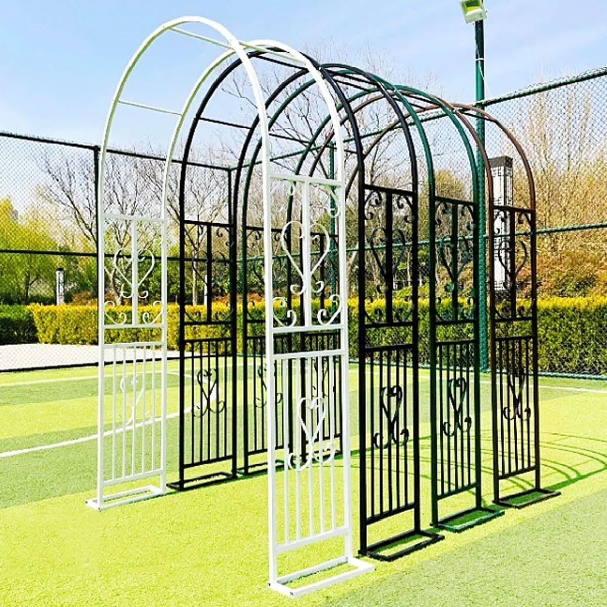 Stabiler weißer Metall-Gartenbogen für Kletterpflanzen, Rosenspalier, Hochzeitslaube, verstellbar, 140–340 cm, Pergola-Stütze, elegante Hinterhof-Eingangs- und Gartenparty-Dekoration, 1 Stück (B x H x