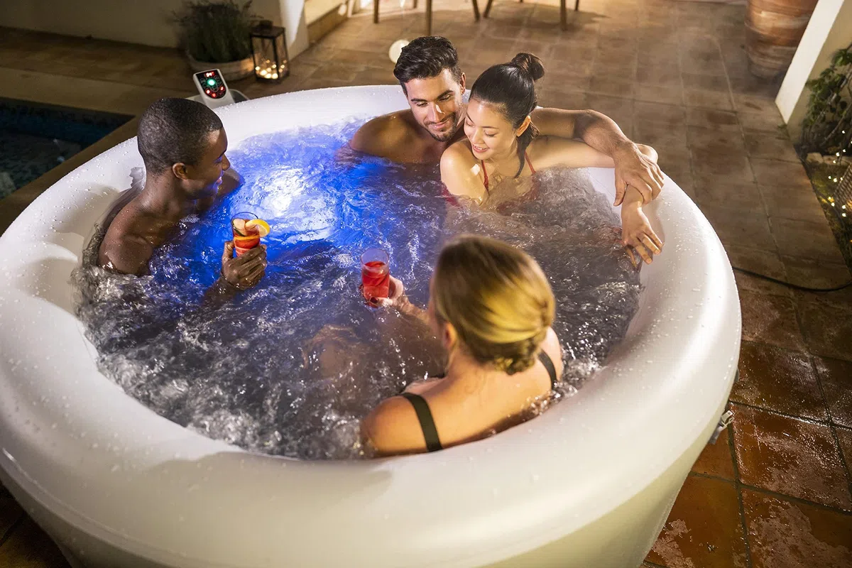 Bestway LAY-Z-SPA Tahiti Airjet Whirlpool, 180 x 66 cm, 2-4 Personen, rund, hellgrau