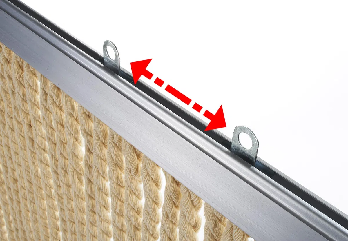 Kobolo Seilvorhang MARITIM 90x195/200cm beige, Türvorhang mit 54 Strängen je 1cm & Aluleiste, luftiger Fadenvorhang als Insektenschutz & Raumteiler, dekorativer Schnurvorhang, für Balkon und Terrasse