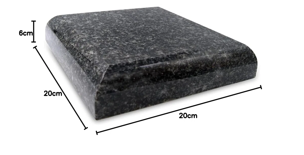 Lampen und Vasensockel eckig 20x20x6 cm aus Schwedisch Black Handmade Granitsockel für Grablaterne Vasen