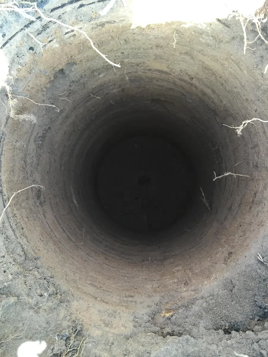 150 mm Erdbohrer Handerdbohrer Erdlochbohrer Pflanzbohrer Pfahlbohrer Lochspaten Erdlochausheber Pfostenbohrer