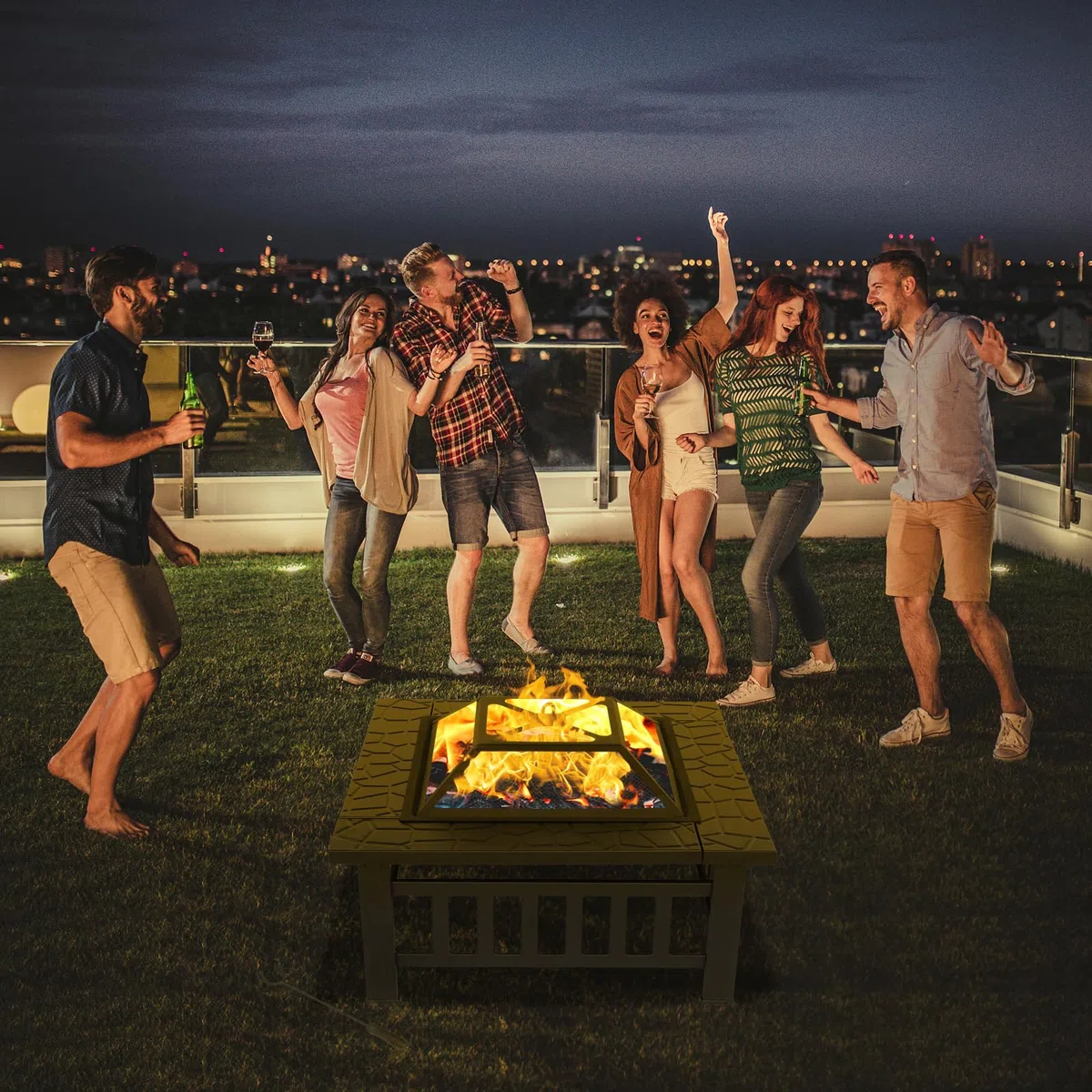 LEADZM Feuerschale mit Grillrost | Feuerkorb 3-in-1 Multifunktional, Feuerhaken & Schutzhülle, Feuerstelle für Holz/Kohle, BBQ Party Garten Terrasse Outdoor,82 x 82 x 52 cm
