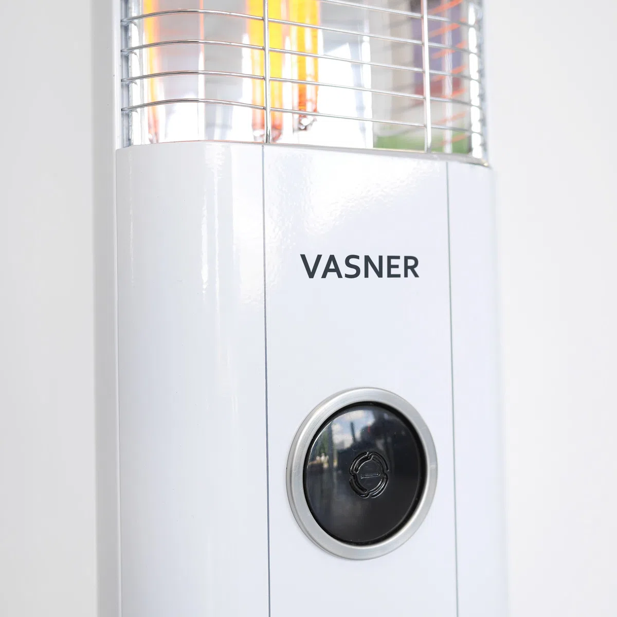 VASNER StandLine 23R – Infrarot Stand-Heizstrahler 2300 Watt 4 Stufen Dimmer Fernbedienung Infrarotstrahler elektrisch Standgerät für wettergeschützte Außenbereiche (Weiß)