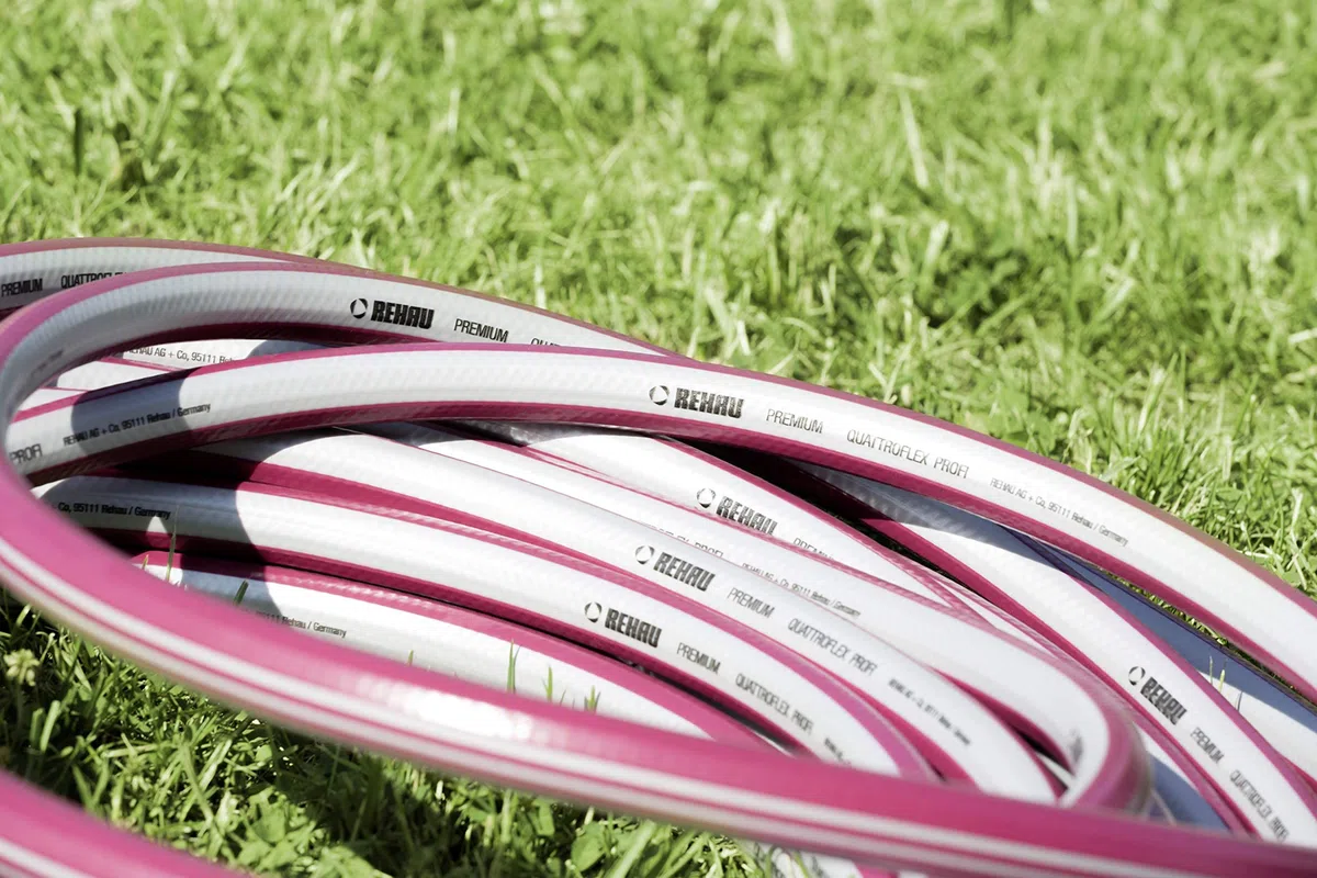 REHAU Gartenschlauch zur Bewässerung 13 mm (1/2) - Quattroflex Profi , 40 m