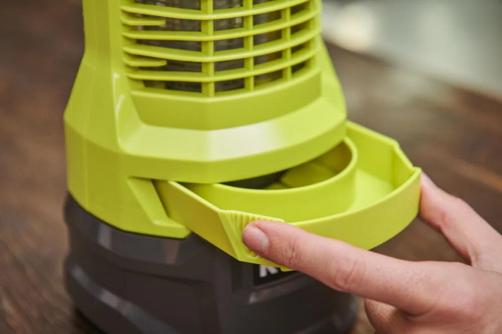 RYOBI 18 V ONE+ Akku-Insektenvernichter RY18BZA-0 (Bis zu 30 m² Wirkungsbereich, Timer-Einstellung für 2-, 4-, und 6 Stunden, ohne Akku und Ladegerät