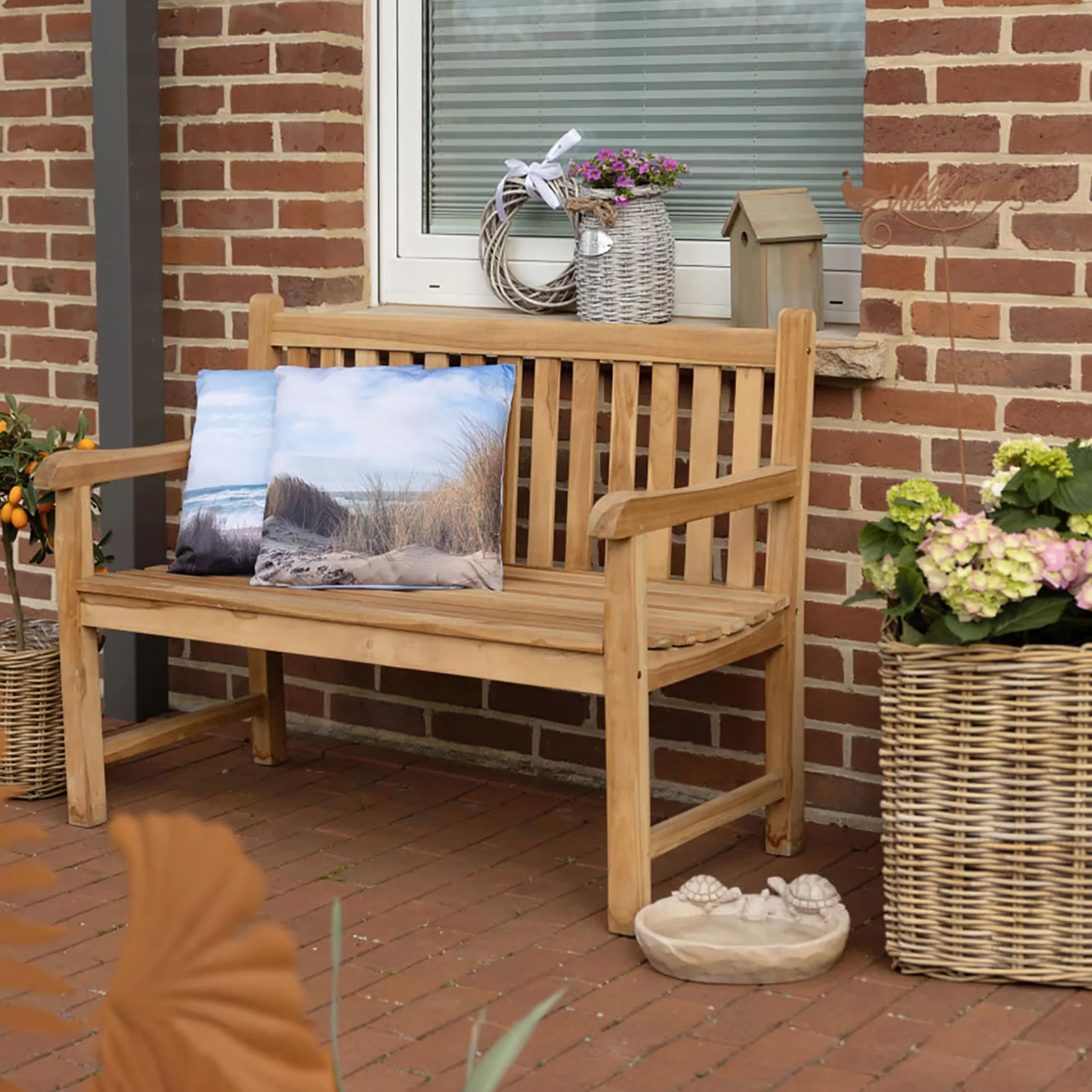 Spetebo 2-Sitzer Teak Gartenbank mit Armlehnen, 120 cm | Belastbarkeit 250 kg, Massivholz, Für Balkon Terrasse Garten