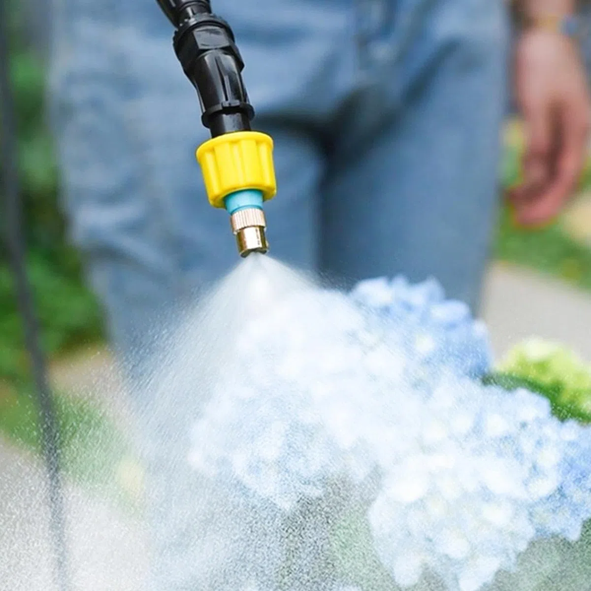 Elektrisches Sprühgerät 3 Düsen Bewässerungswerkzeug | 5L Rasensprüher Mit Schultergurt Teleskopstab Für Boden, Pool, Pflanzenpflege, Fenster, , Rasen, Garten Und Outdoor