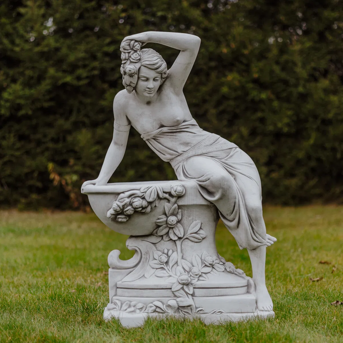 gartendekoparadies.de Frauen-Statue mit Pflanzschale Pflanzgefäß aus Steinguss, Grau, Frostsicher für Außenbereich, H. 141 cm, 398 kg