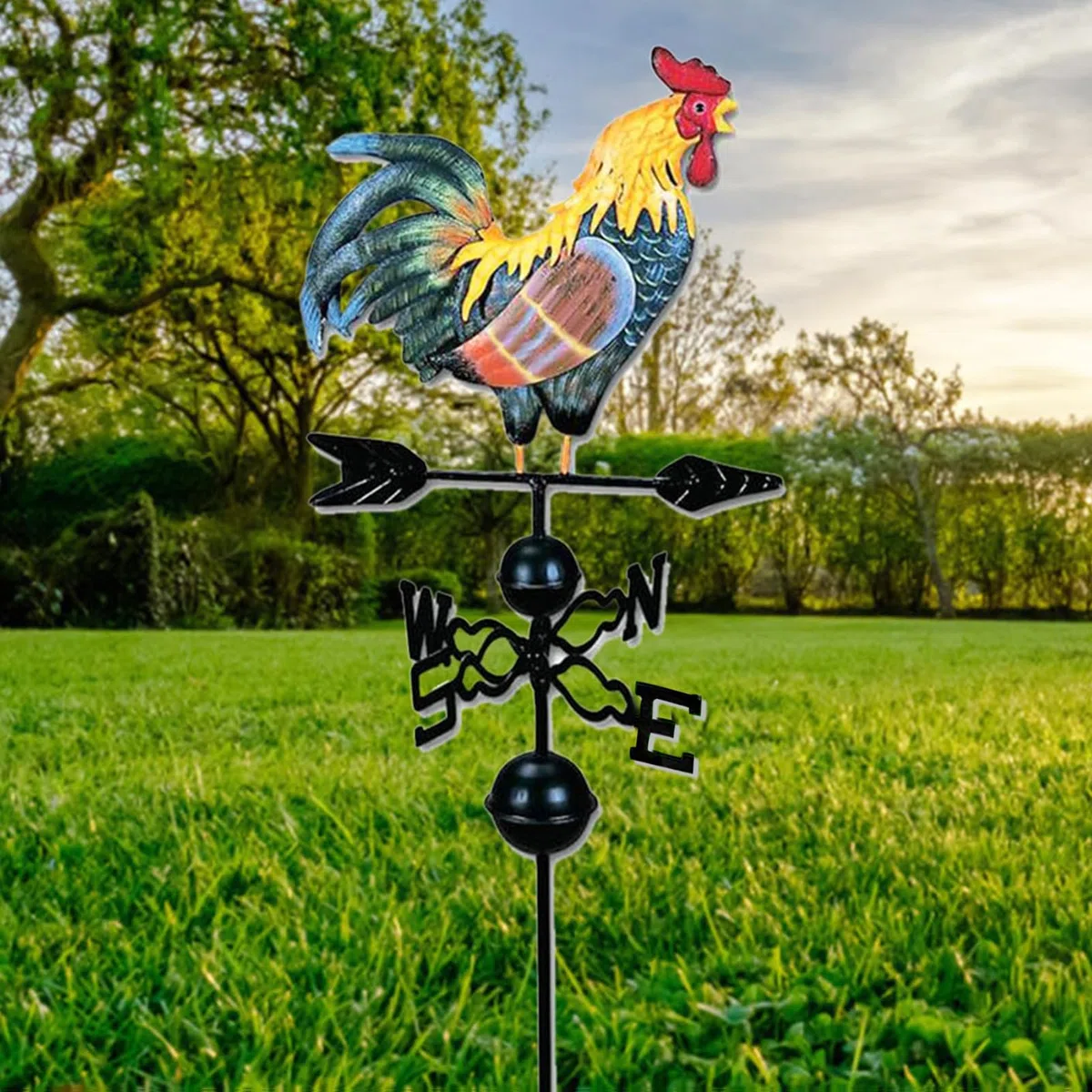 SYFUNLV Metall-Hahn Wind Vane,bunt Hahn-Wetterfahne,35×130cm Metall Windanzeige Hahn Form Dekoration für Garten Hinterhof Wind Direction Indicator und Roof Decoration